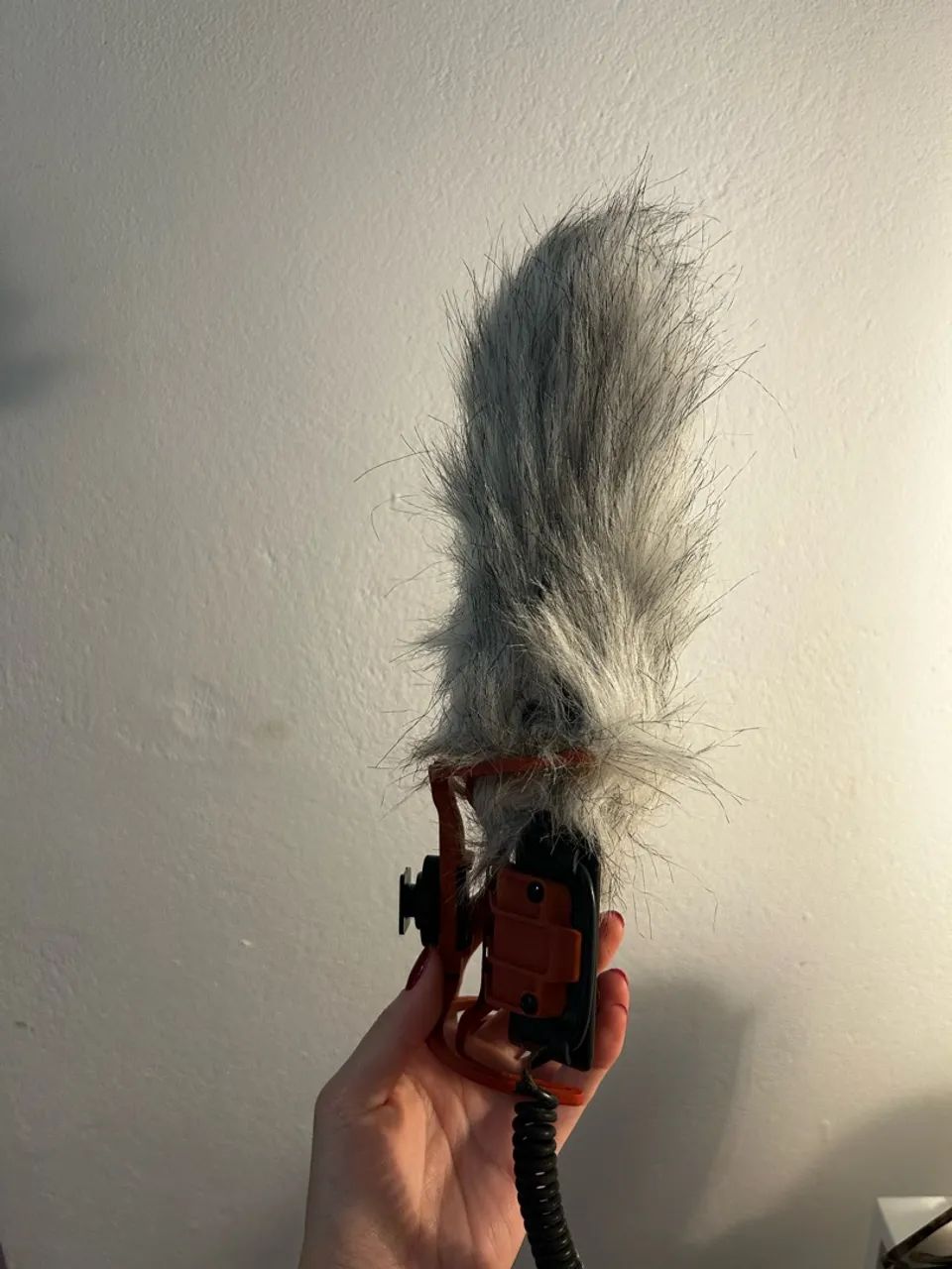 Microfone Rode VideoMic para Câmera - Shotgun Direcional com Protetor de Vento - Foto 3