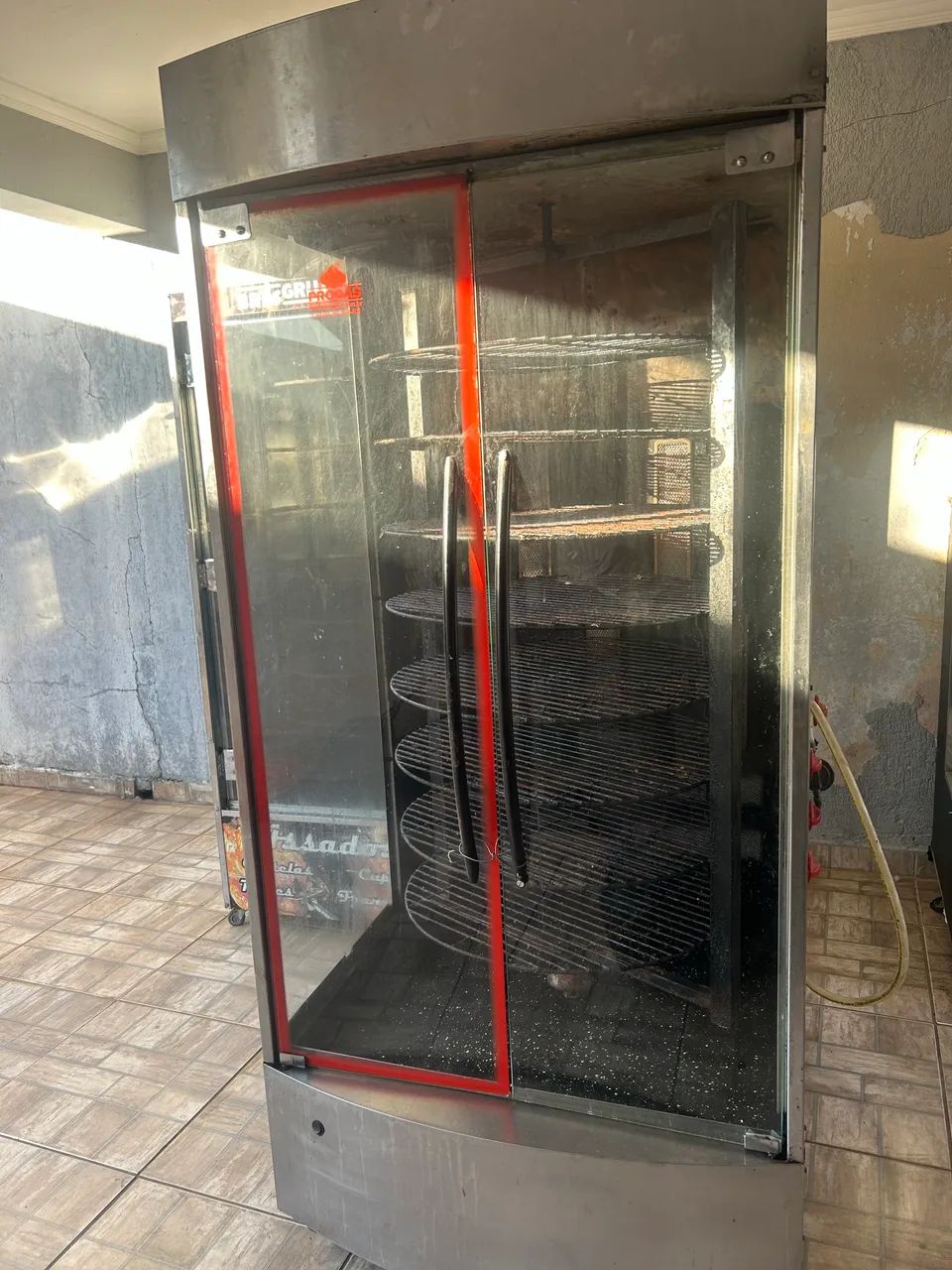 Vende-se máquina rotativa para assados  - Foto 3
