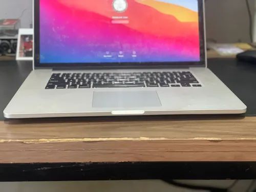 MacBook Pro Retina 15,4 polegadas, Mid 2014, modelo A1398 - Foto 2