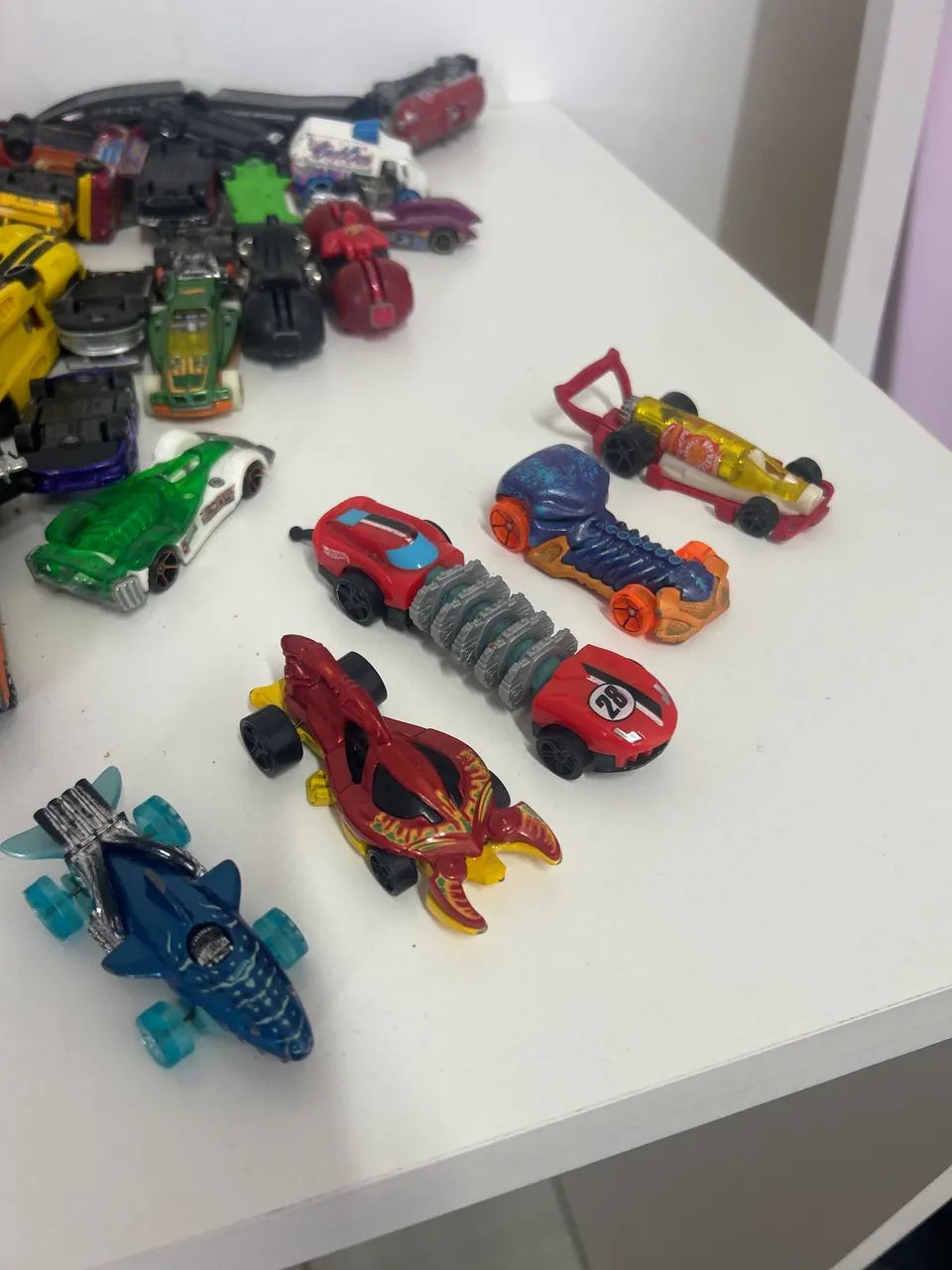 Kit + de 100 carrinhos hotwheels original  - Foto 4