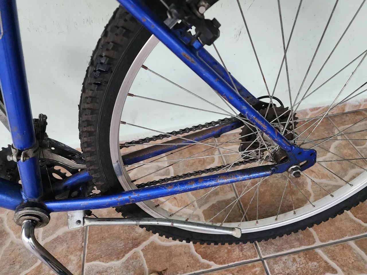 Bicicleta 18 marchas aro 26 - Foto 4