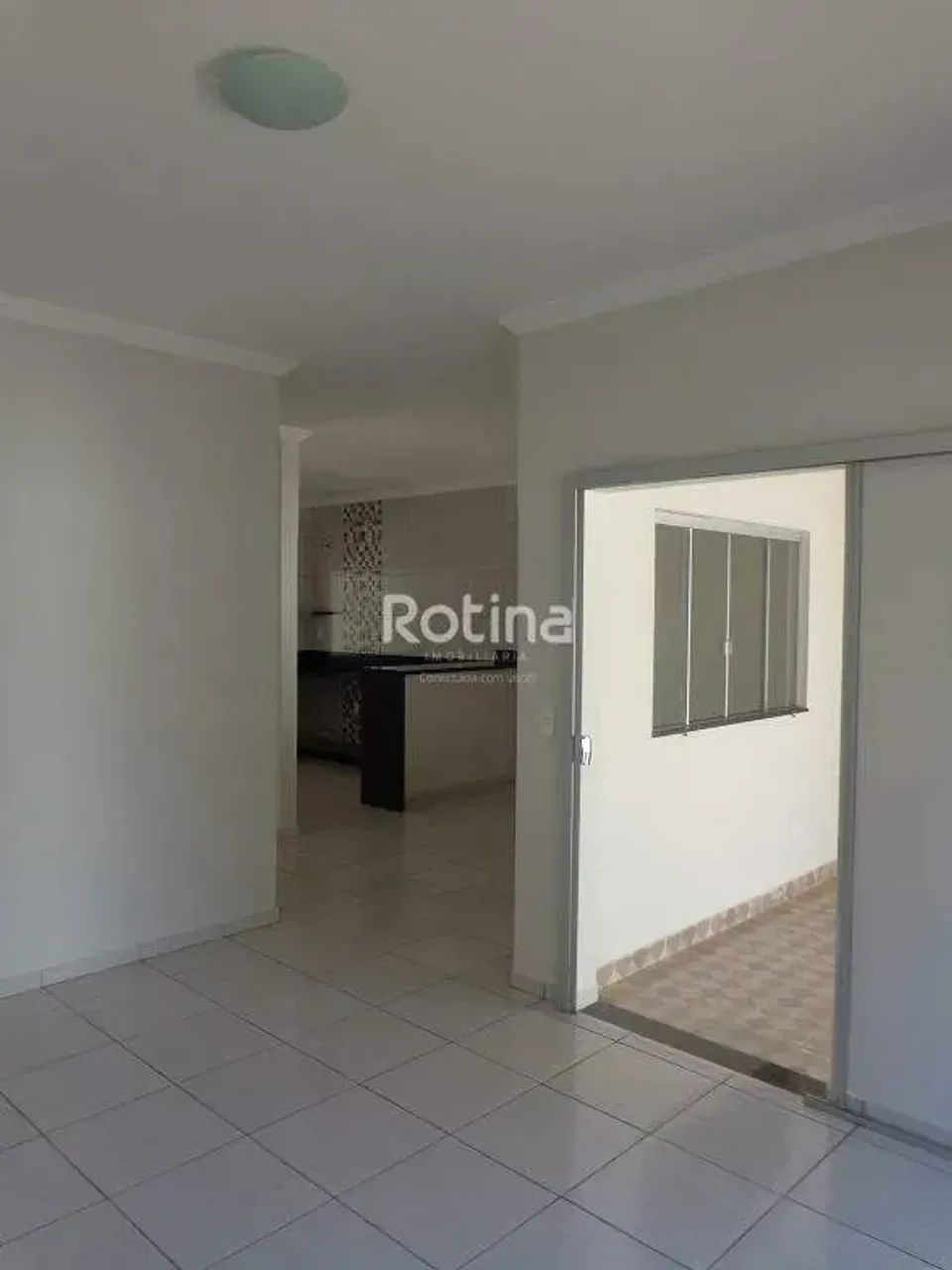 Excelente área comercial no Bairro Martins/Osvaldo. - Foto 3