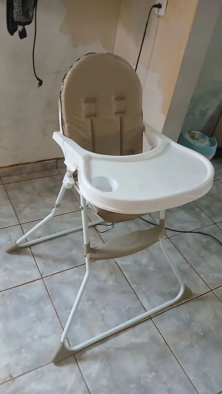 Cadeira de alimentação 