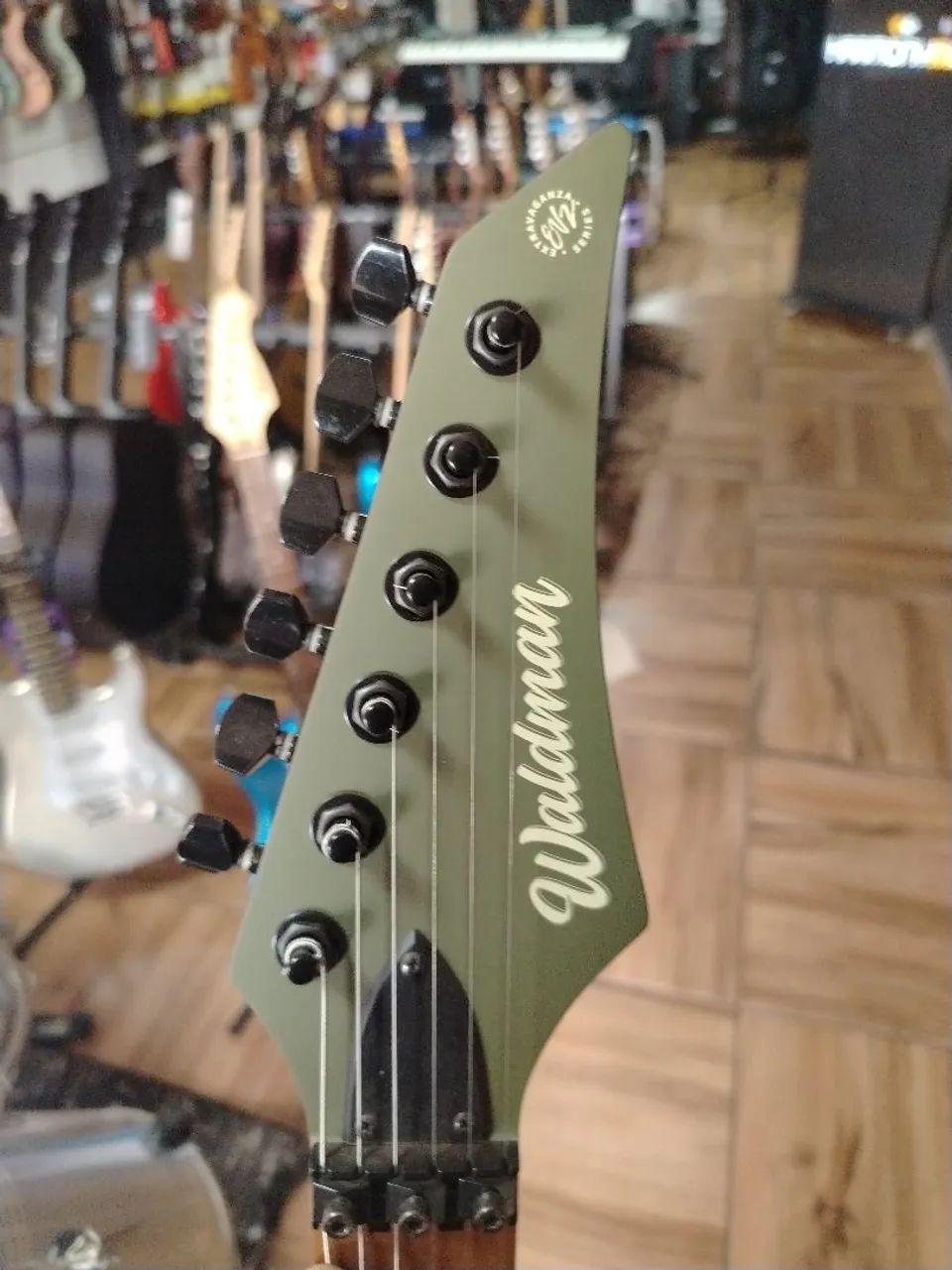 Guitarra super strato Waldman - Foto 3