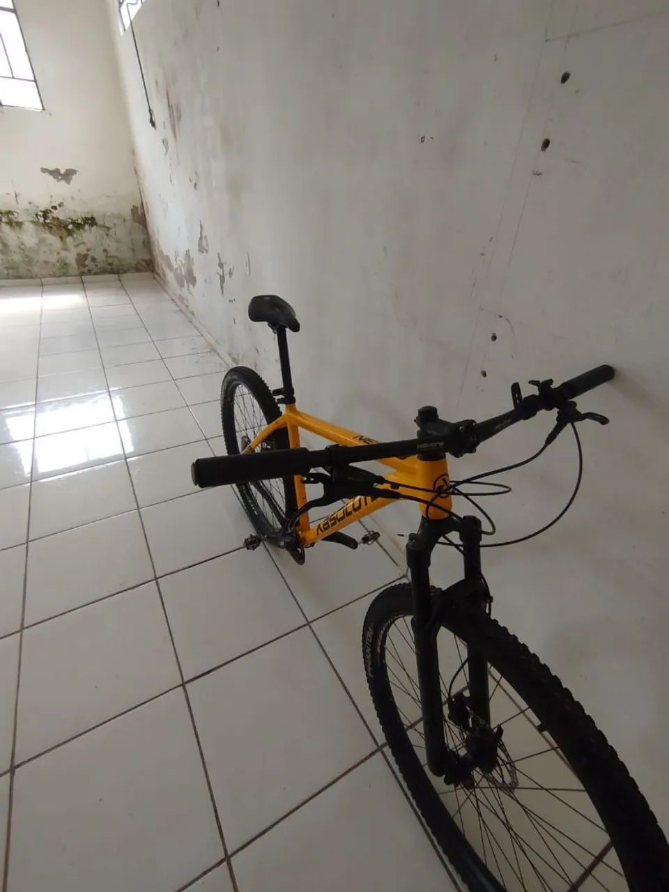 Bicicleta Aro 29 Pneu sem câmara  - Foto 4