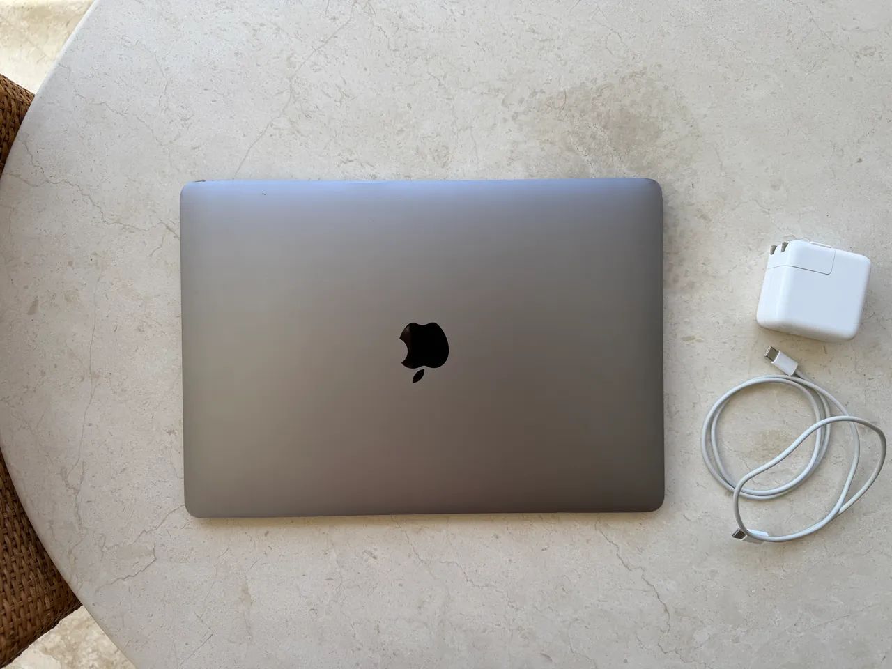 MacBook Air シルバー 128GB 13inch MacBook Air MJVE2LL/A 13.3
