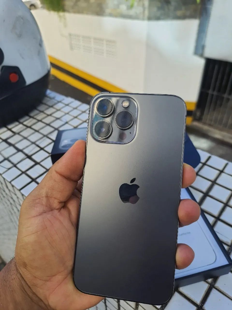 Iphone 13 pro max 128GB na caixa com capa e cabo - Foto 5
