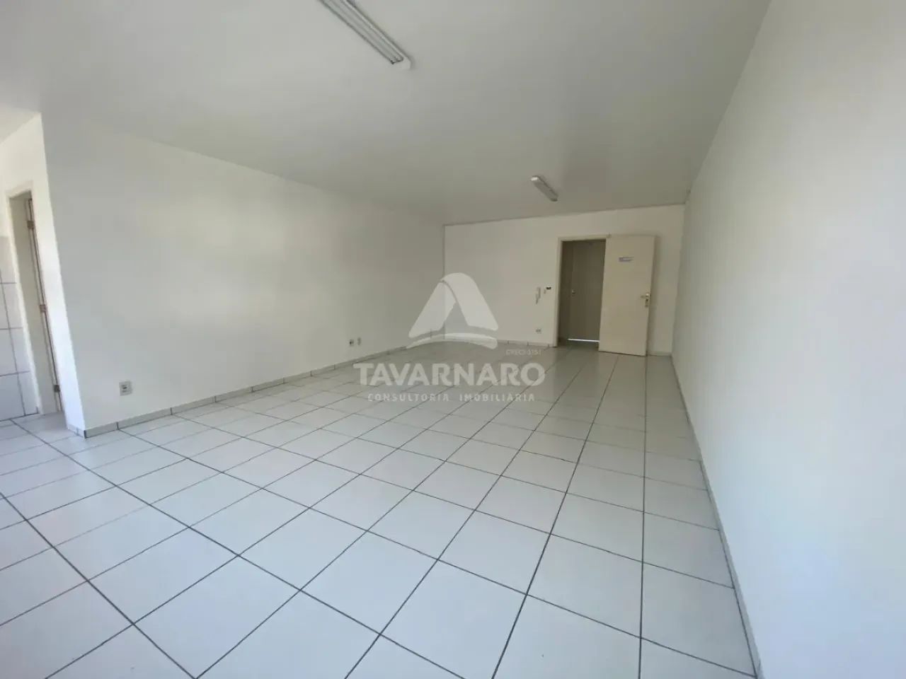 Ótima Sala Comercial no Centro da Cidade! - Foto 3