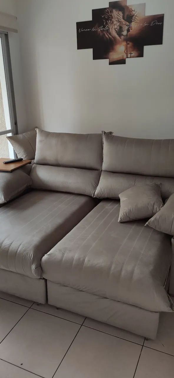 Sofá Retrátil novíssimo  - Foto 2