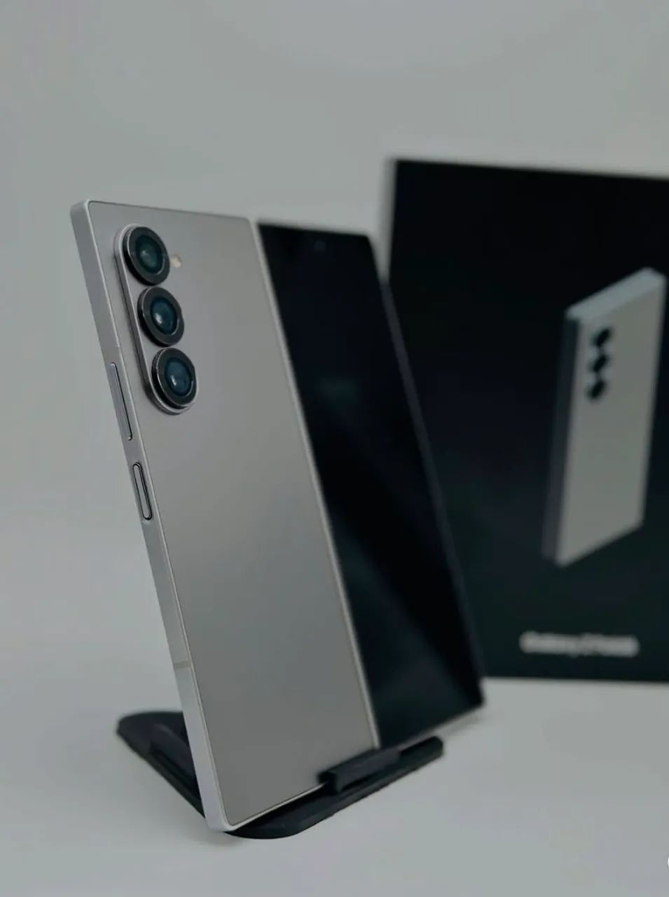 SAMSUNG GALAXY Z FOLD 6 512GB/ 12GB DE RAM  - Foto 4
