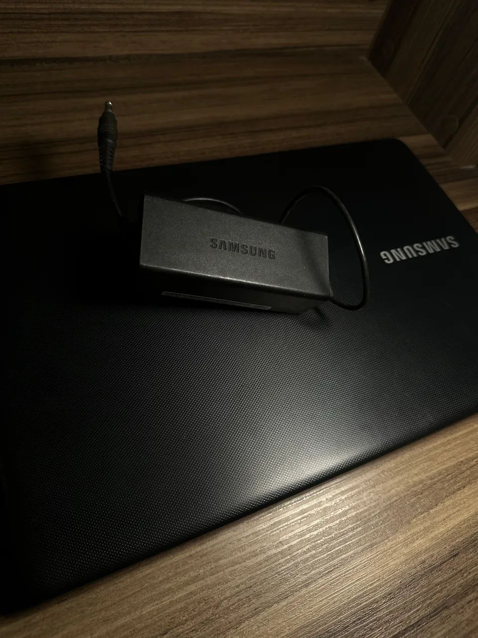 Notebook Samsung 300E em perfeito estado - Foto 3