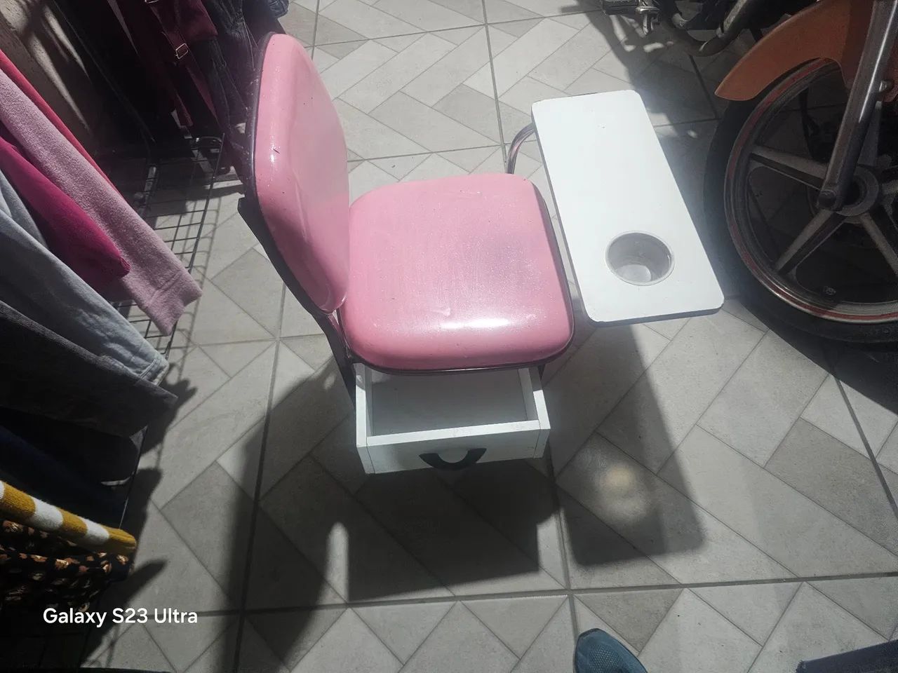 Cadeira manicure  - Foto 2