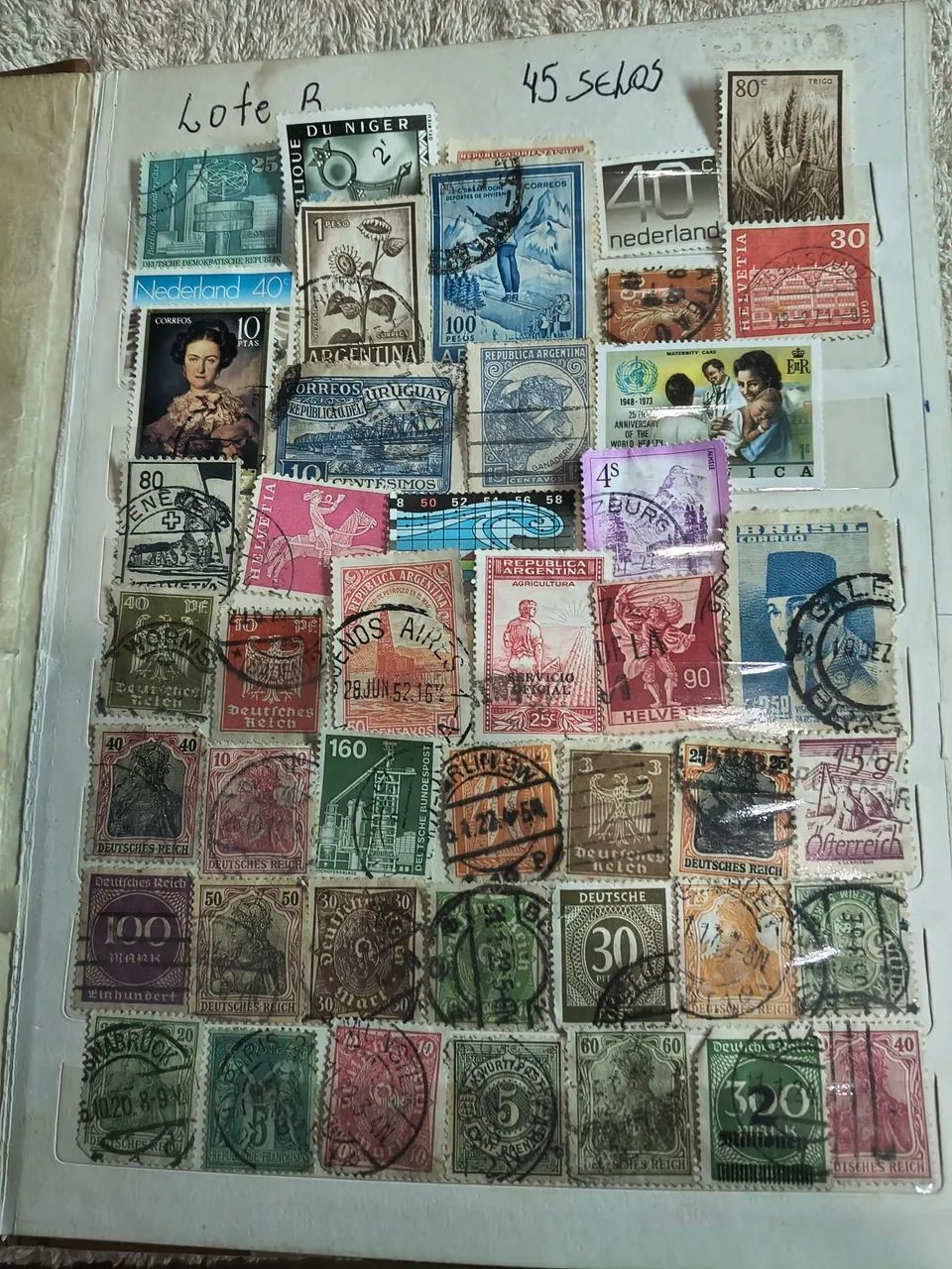 Lote com 45 selos antigos internacionais  - Foto 2