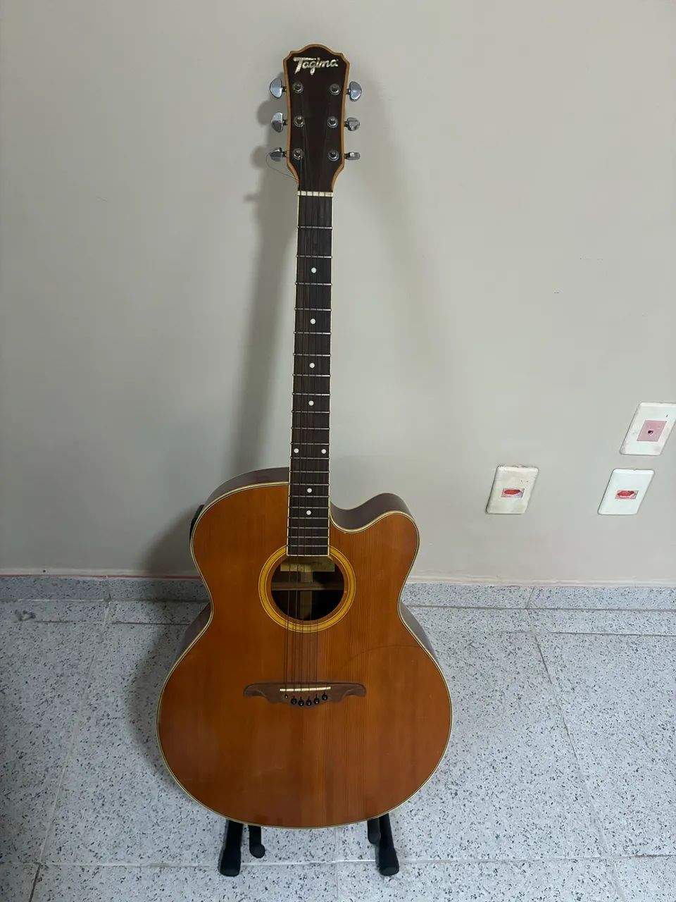 Violão eletroacústico Tagima Jumbo - Foto 2