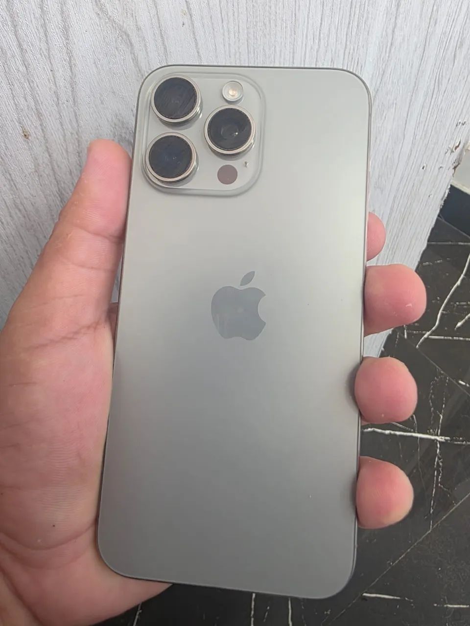 iPhone 15 Pro Max 256g - Foto 2