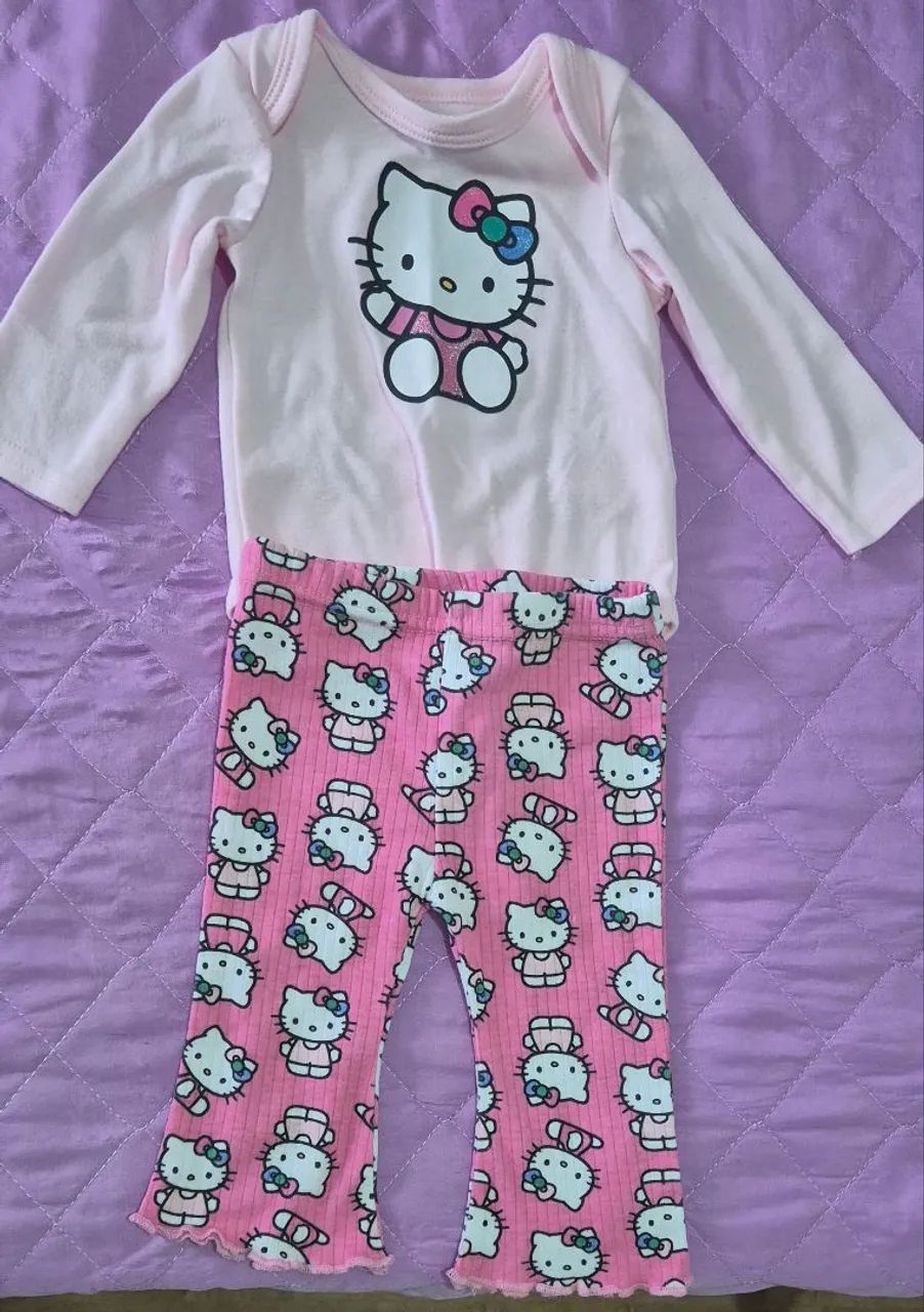 Conjunto body e calça Hello Kitty 6m bebê  - Foto 2