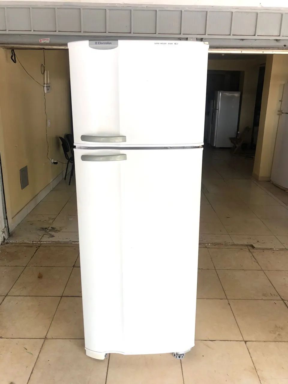 Geladeira Electrolux degelo gelando perfeitamente 