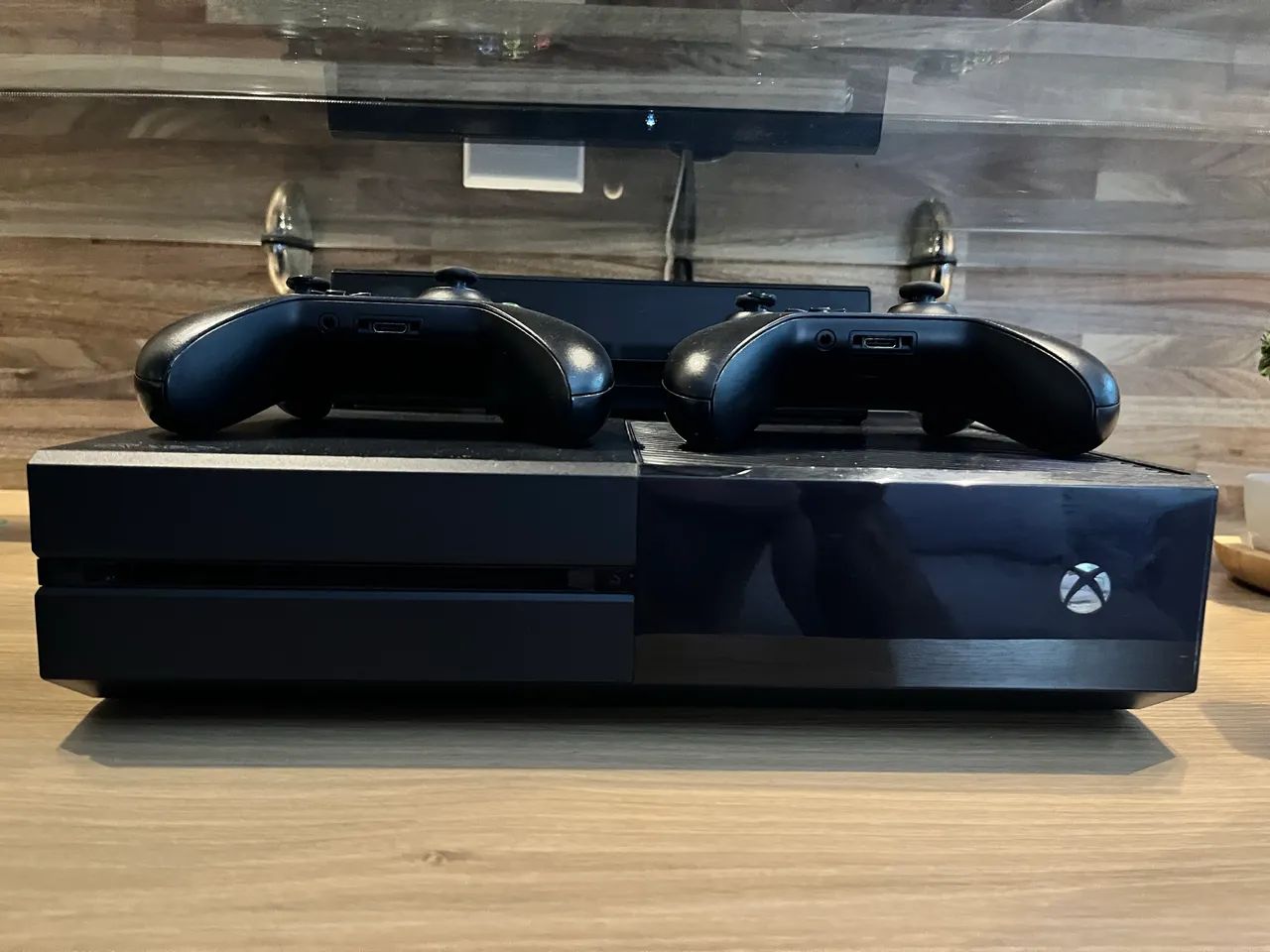 X-Box One com Kinect, 3 Controles e 6 Jogos