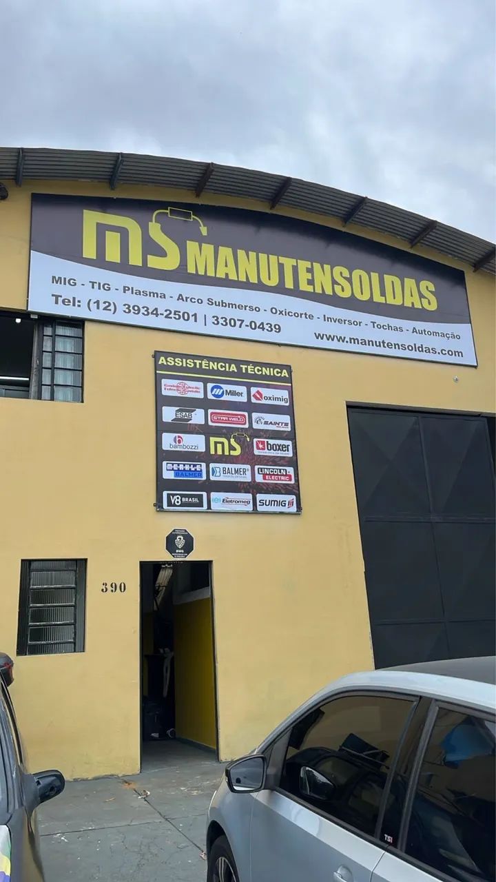 Fachada em lona - Foto 3