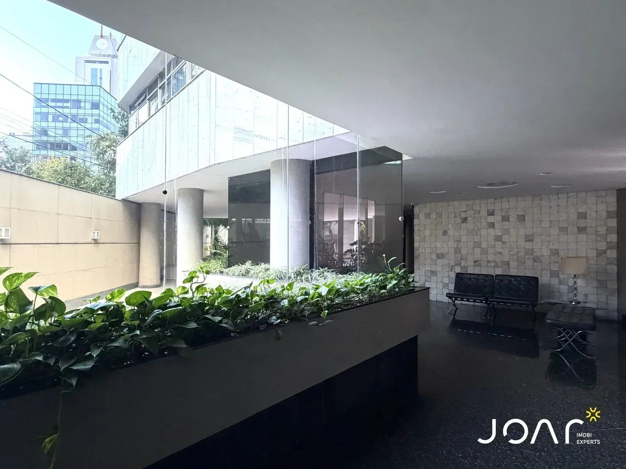 Apartamento para locação com 333 m² e 5 quartos em Lourdes - Foto 2
