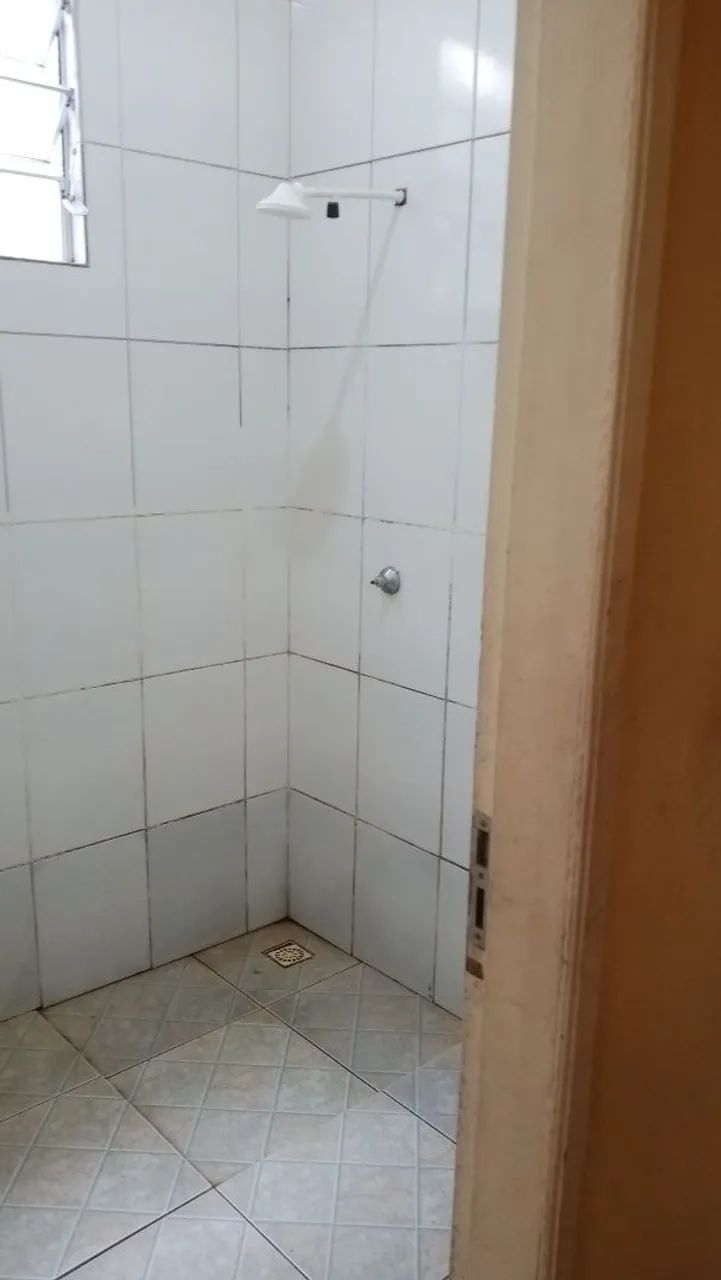 Alugo casa bem.licalizada - Foto 5