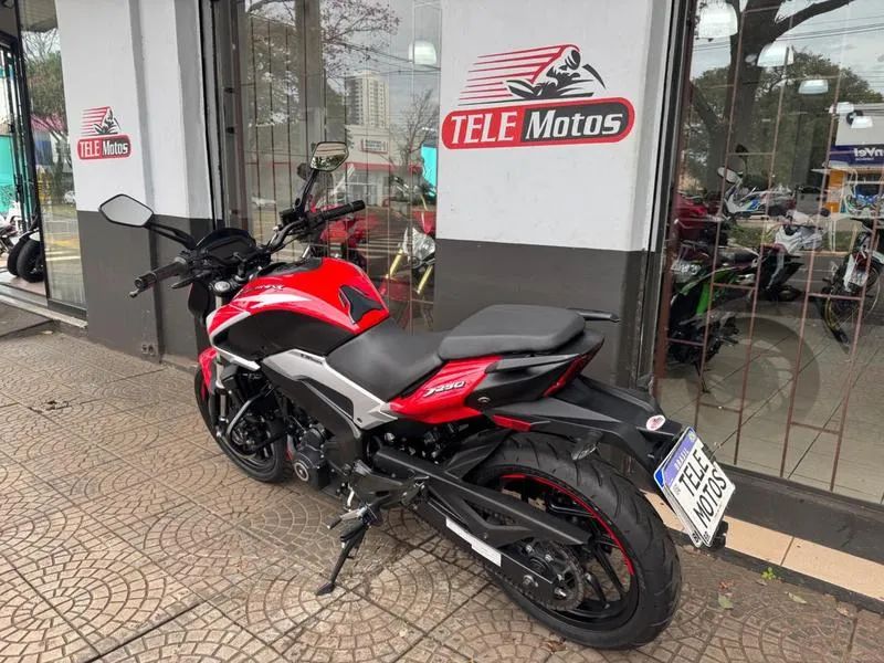 BAJAJ DOMINAR D250 2025 - Foto 5