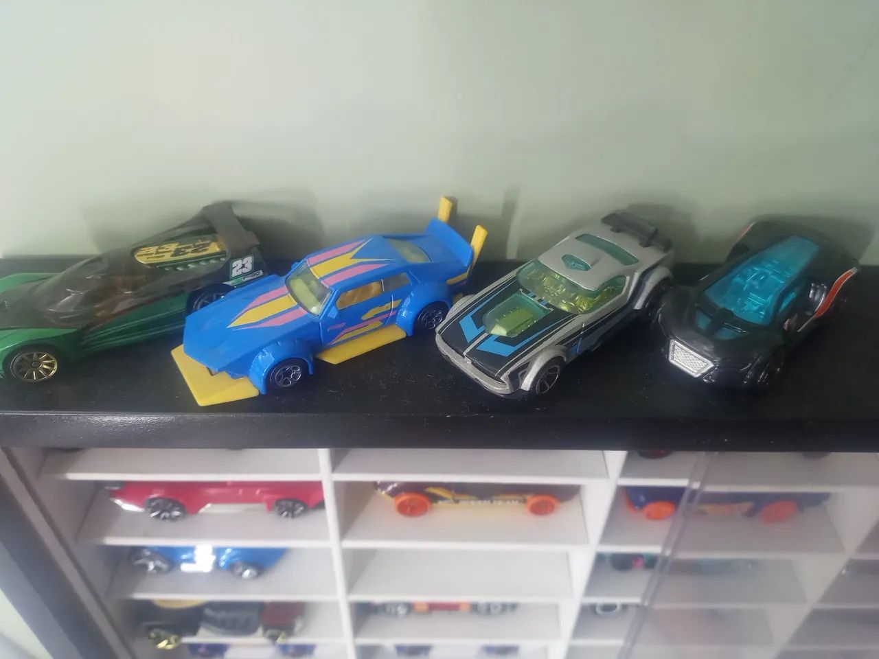 Lote 12 hot Wheels  - Foto 2