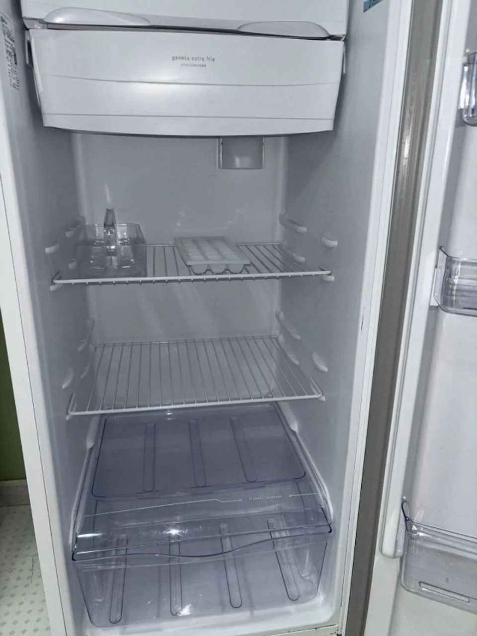 geladeira eletrolux cycle defrost - Foto 2