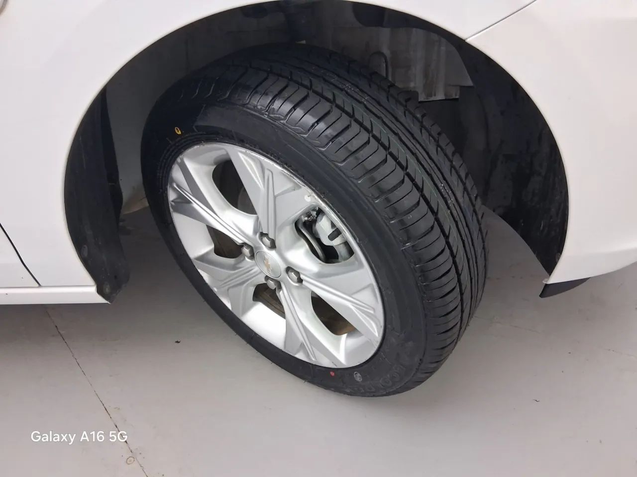 Chevrolet Onix Plus LTZ 1.0 12V TB Flex Aut. 4P, foto 13 de 18