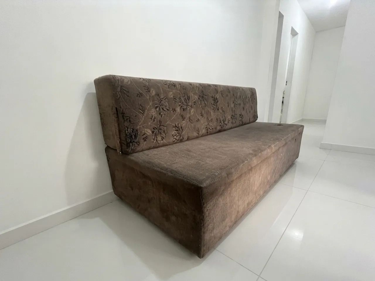 Sofa-Cama 3 Lugares Marrom