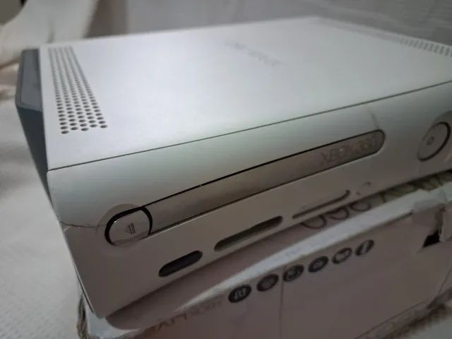 xbox 360 arcade na caixa completo com hd bloqueado - Foto 5