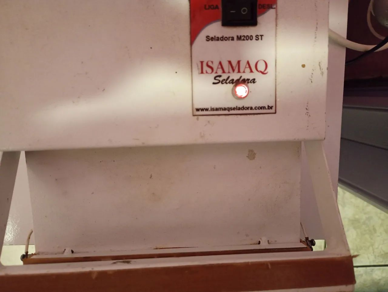 Seladora manual modelo ismaq M200 ST