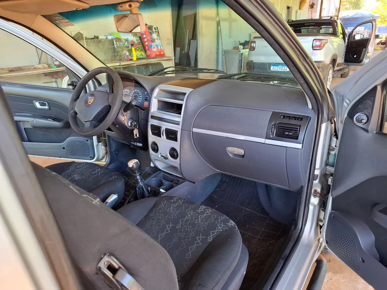 Fiat Strada 1.4 MPI Fire Flex 8V CE 2009 - Foto 5