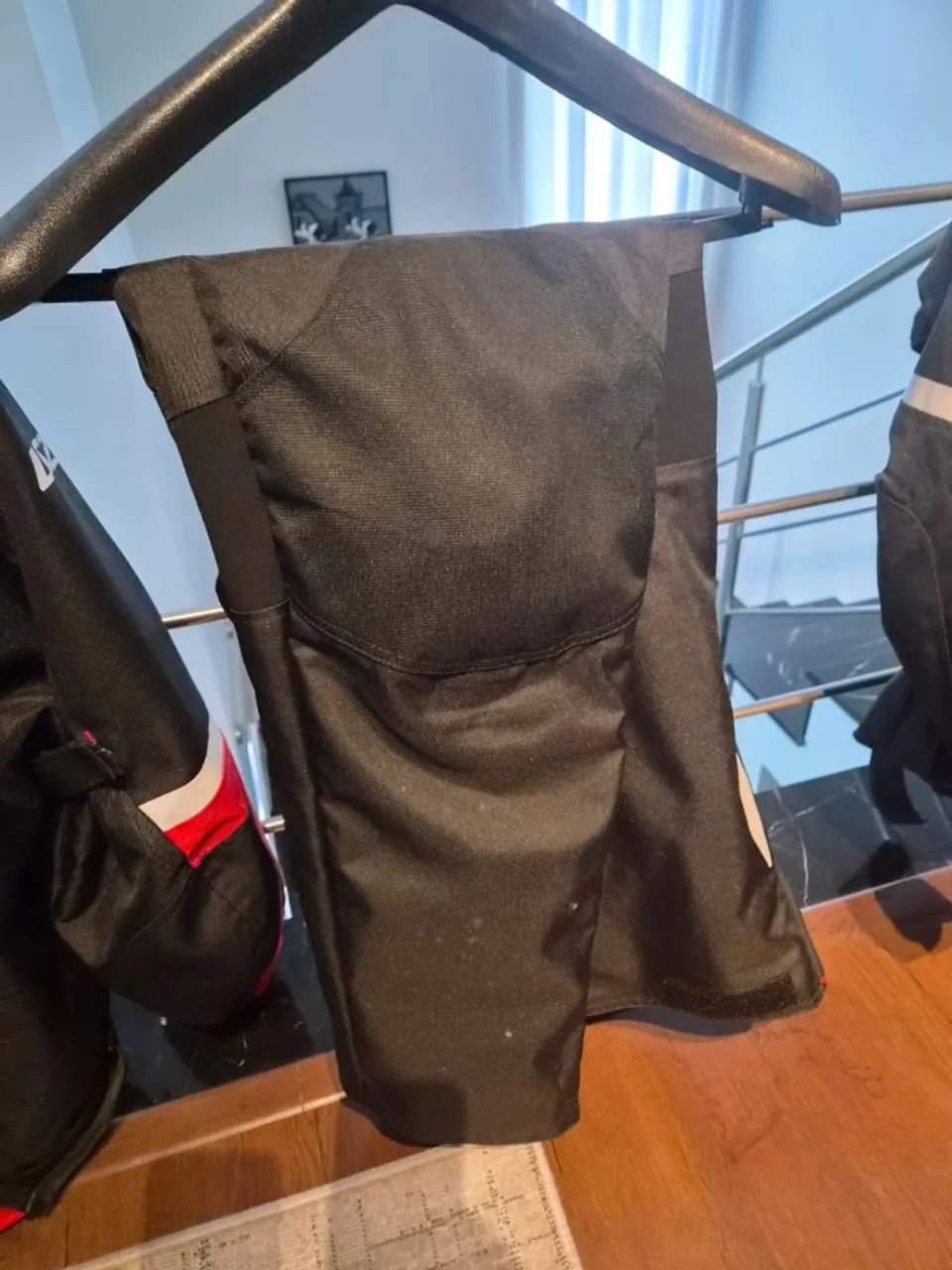 CONJUNTO JAQUETA E CALÇA LS2 MASCULINA - Foto 4