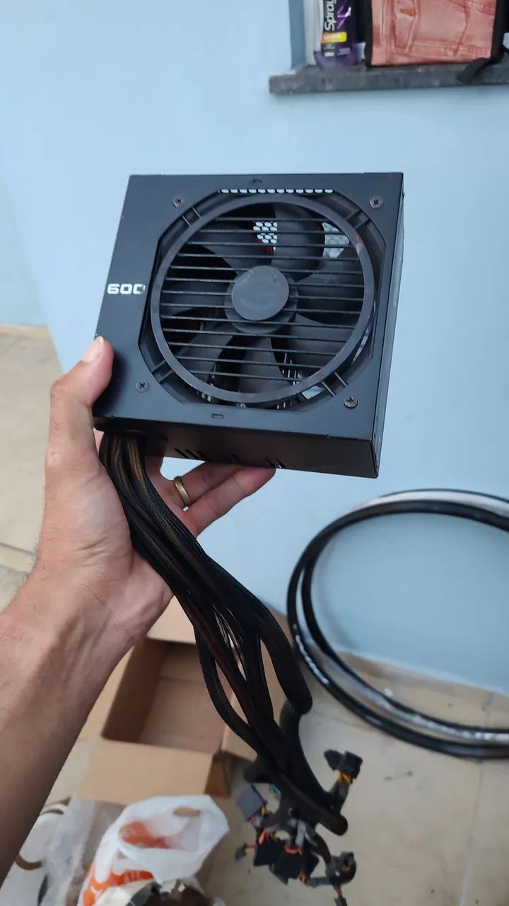 Fonte evga 600w - Foto 2