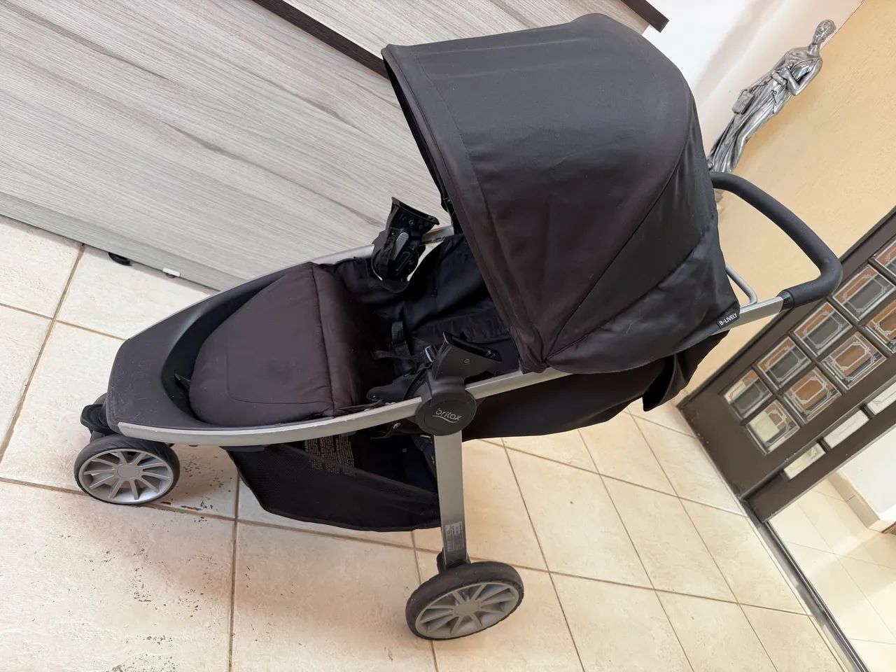 Carrinho de Bebê Britax B-Agile + Bebê Conforto com Base Isofix - Foto 6