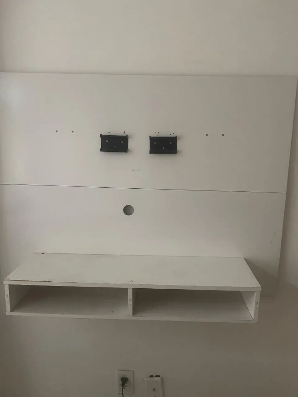 Painel para TV de até 40 polegadas