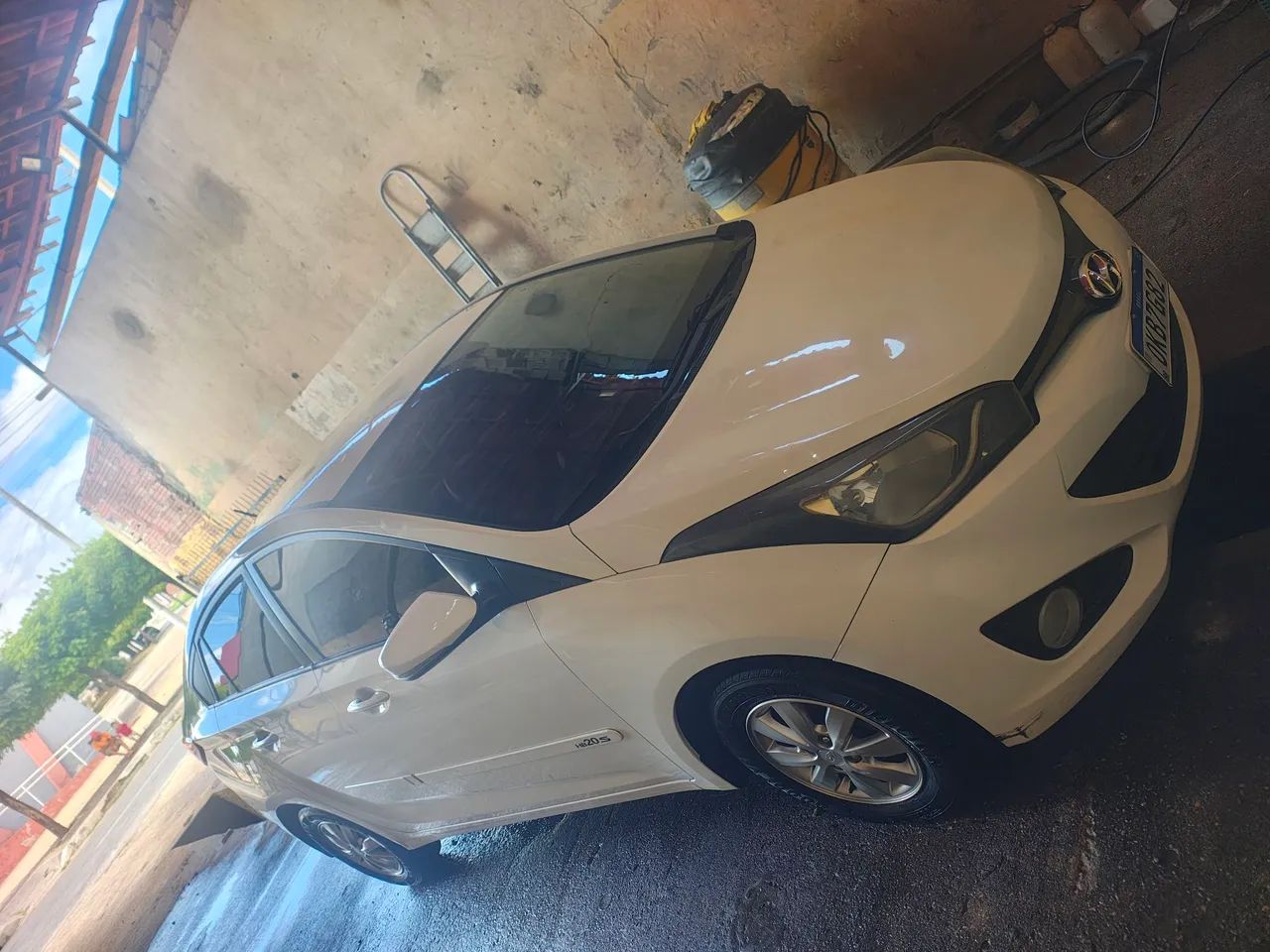 Hyundai Hb20S HB20S C.Plus/C.Style1.0 Flex 12V Mec. 4P 2014
