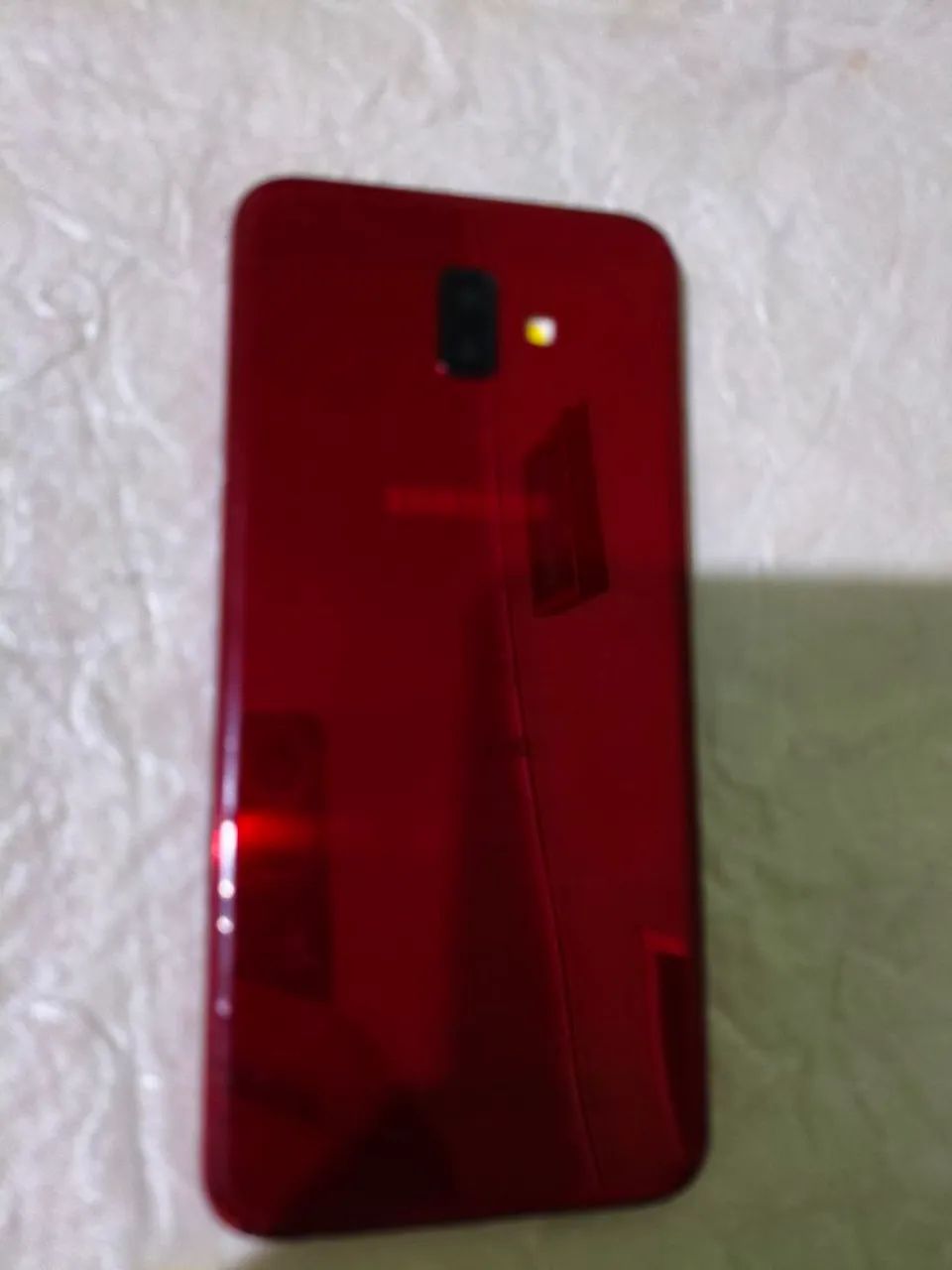 Celular J6 + Samsung 