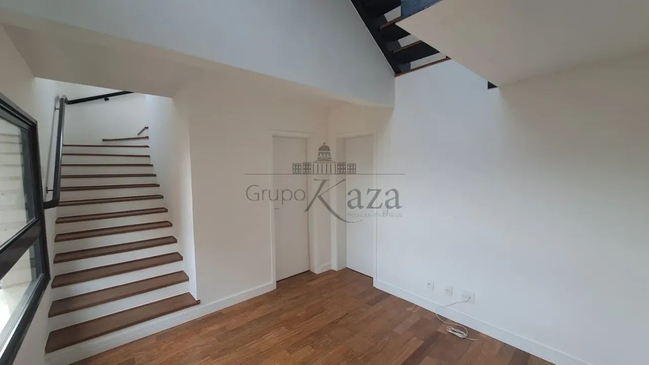 Cobertura Tríplex - Jardim Guedala - 2 Suítes - 222m². - Foto 3