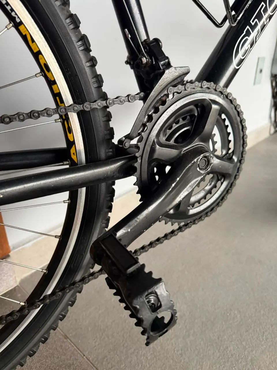 Bicicleta MTB aro 26 - Shimano 8 velocidades - Gio - Foto 2