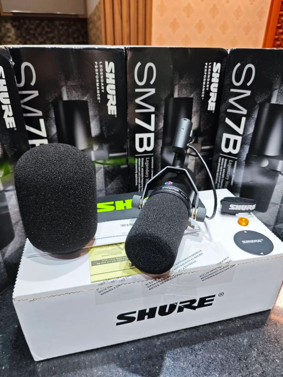 MICROFONE SM7B DINÂMICO - Microfones e Gravadores - José Américo