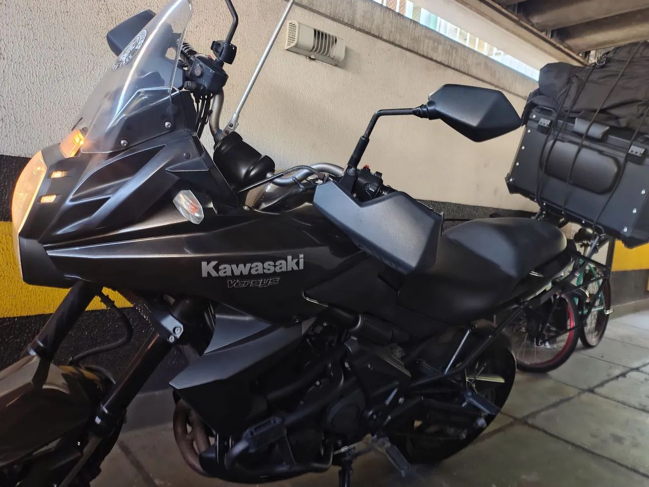 Versys Zero  - Foto 4