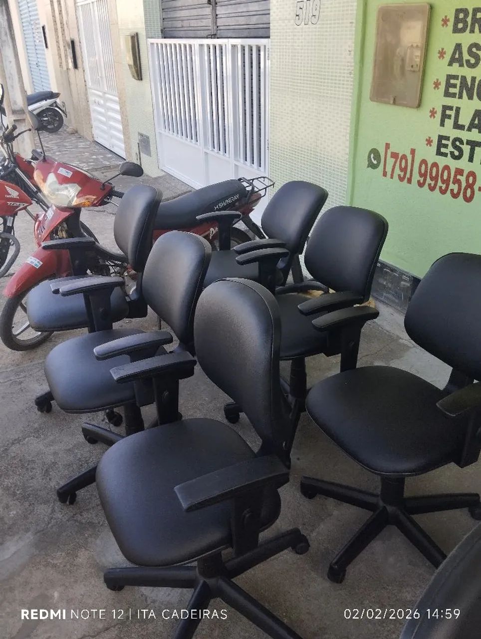 Swivel Chair with 4 Adjustments