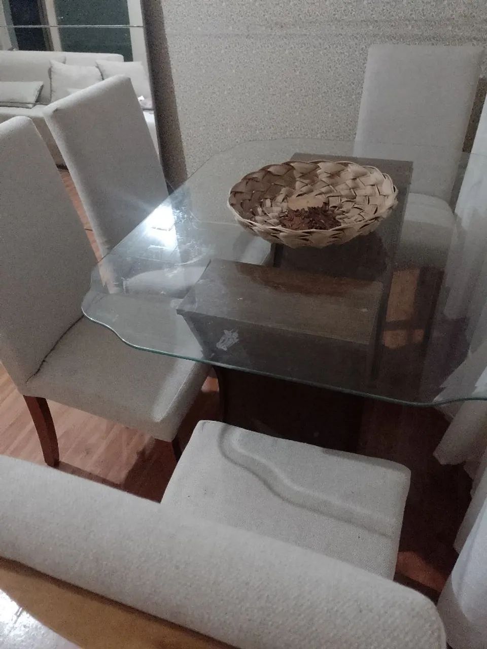 Mesa com 4 cadeiras  - Foto 3