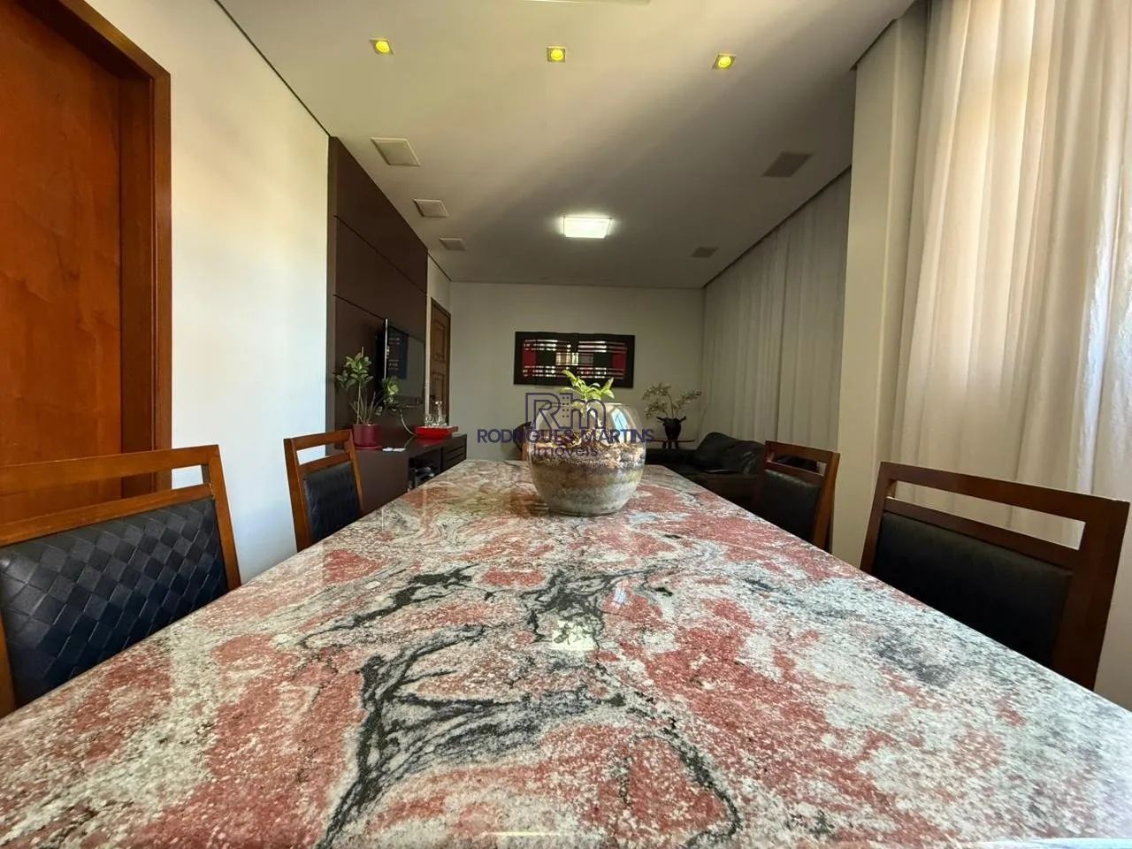 Apartamento 03 Quartos, à venda no bairro Caiçara