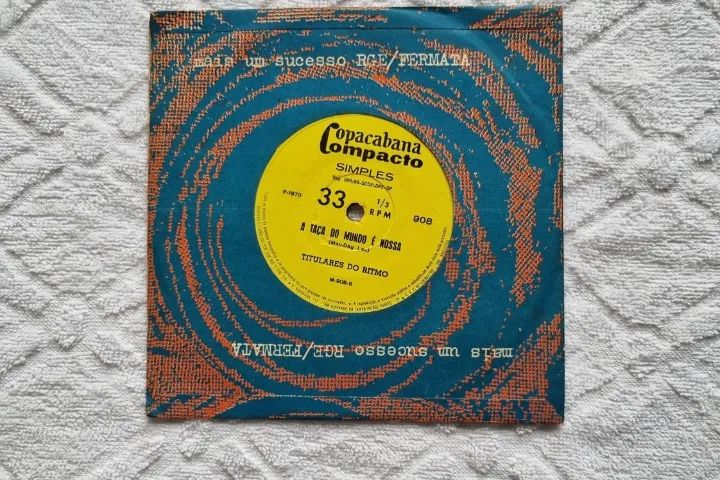 Compact Disc "Forward Brazil" and "The World Cup Trophy Is Ours" — Pickup in Curitiba