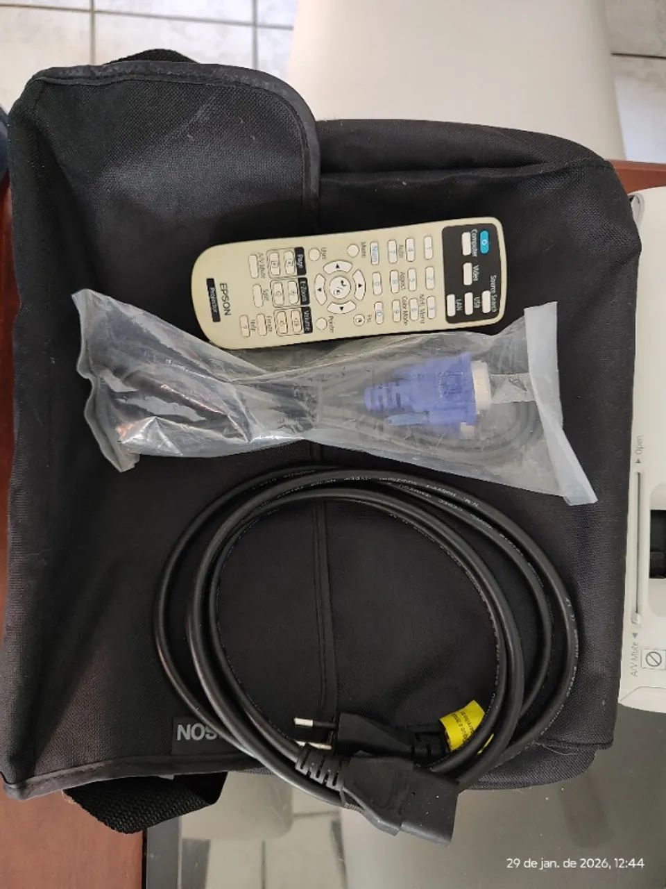 PROJETOR EPSON POWERLITE S27-2700 ANSI-LÚMENS (Leia o anúncio) - Foto 3