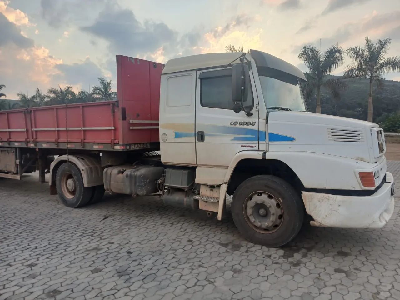 Conjunto 1634 e carreta 3 eixos - Foto 4