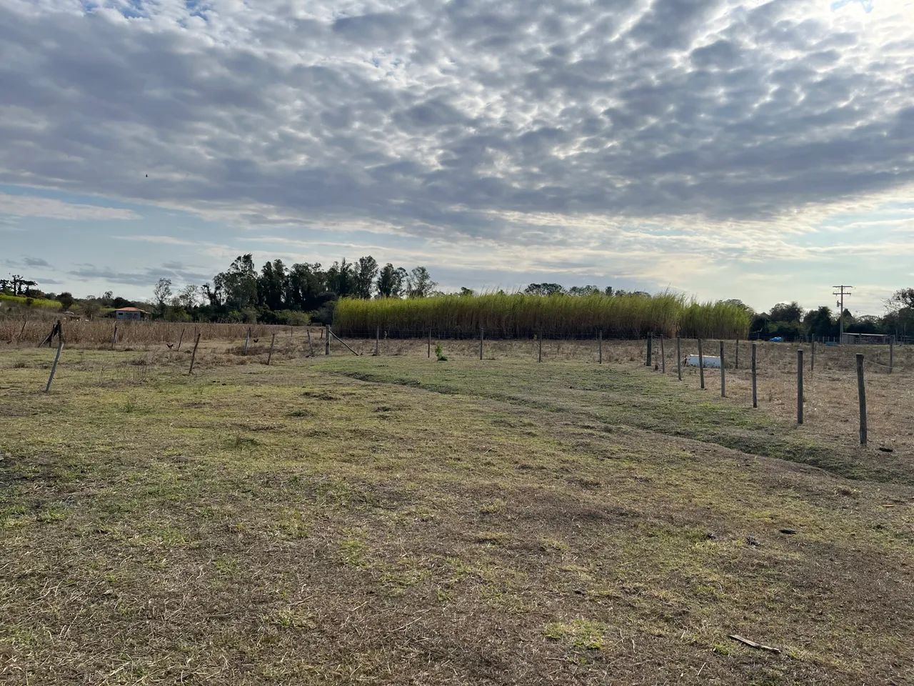 Lindo terreno 526 m2 em Quadra - Foto 5
